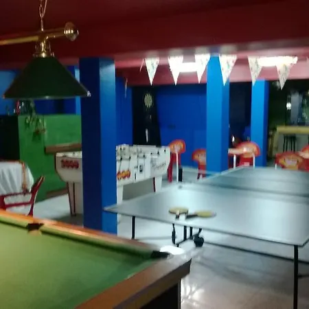 Pensión Trillizos 2*