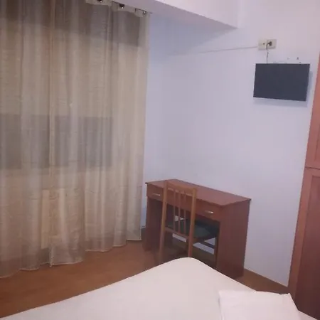 Trillizos Guest house 2*