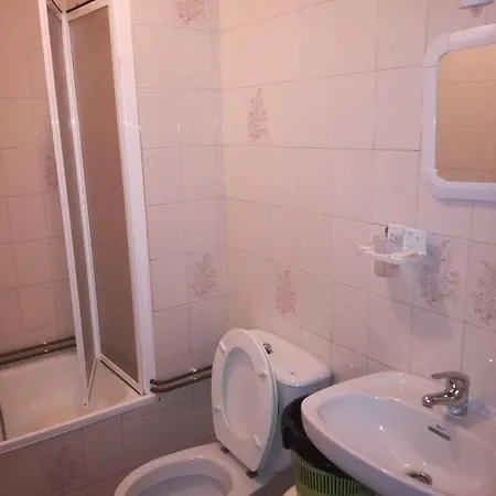 Guest house Trillizos 2*